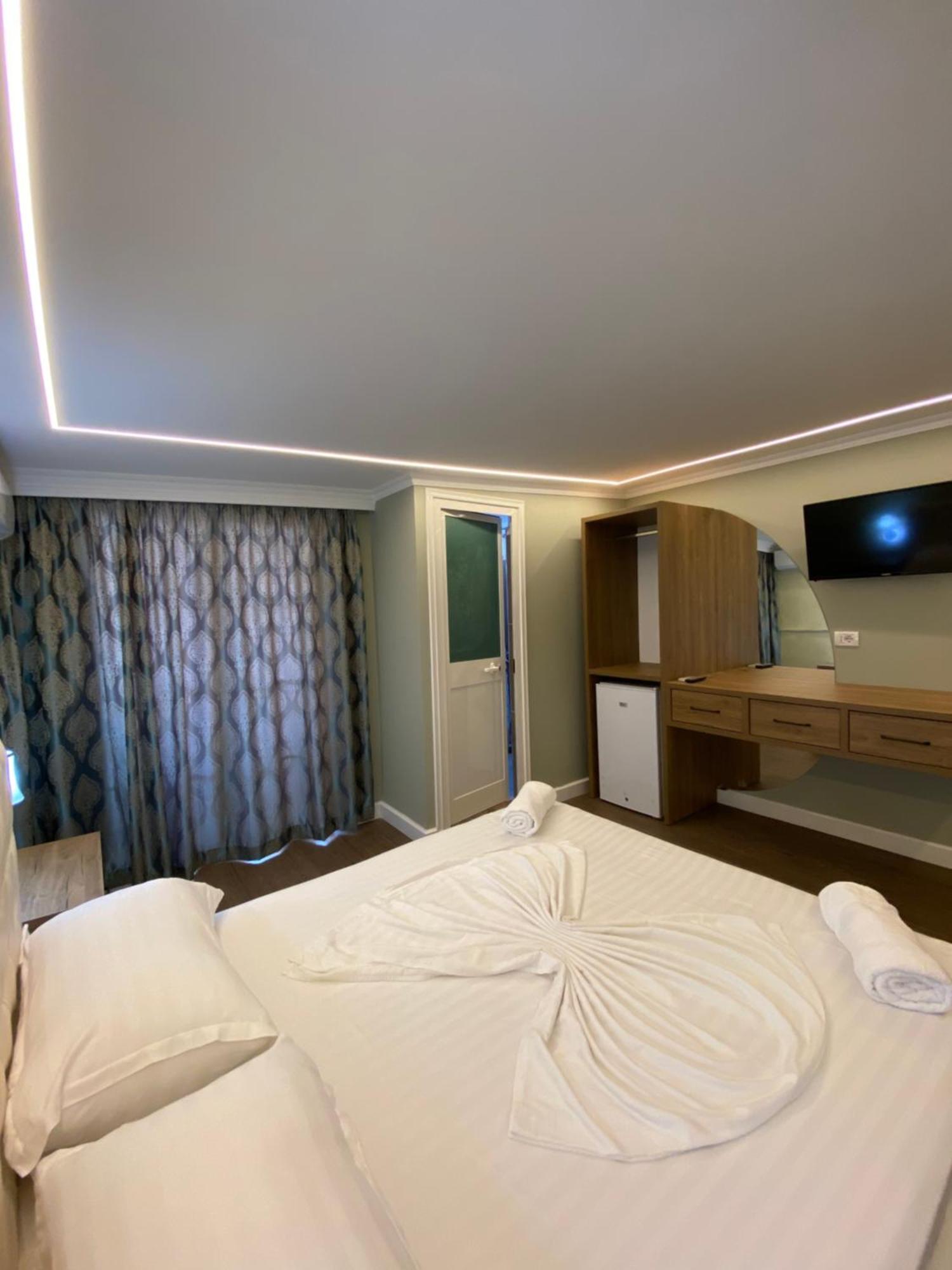 Bliss Boutique Hotel 2*